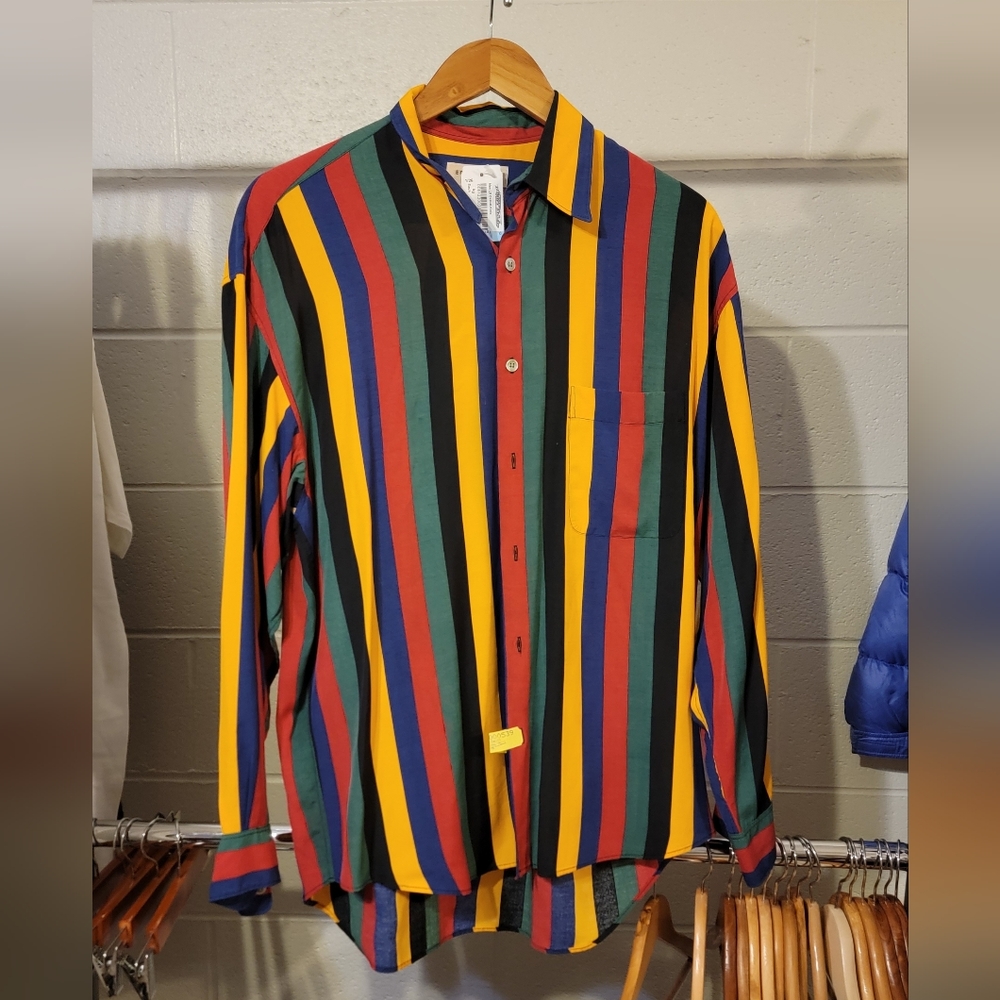 Size M-Vintage Equipment Multicolor Striped Button Up